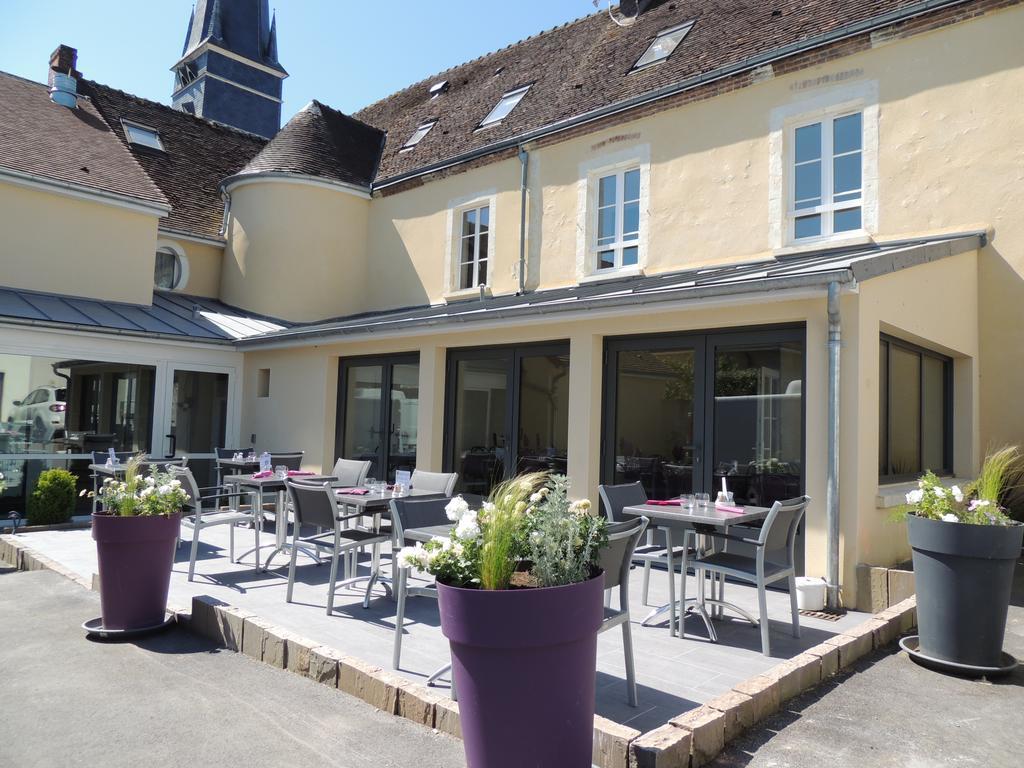 Logis Hotel Restaurant Auberge De La Cloche Le Theil-sur-Huisne Экстерьер фото